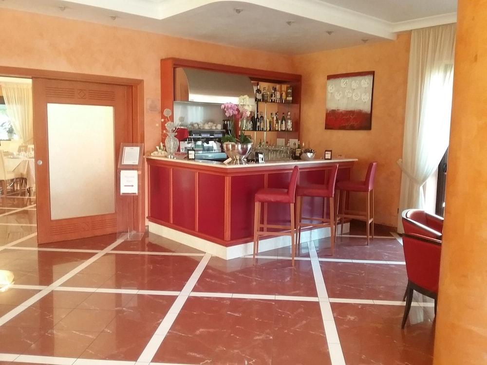 Gullo Hotel Acconia Esterno foto