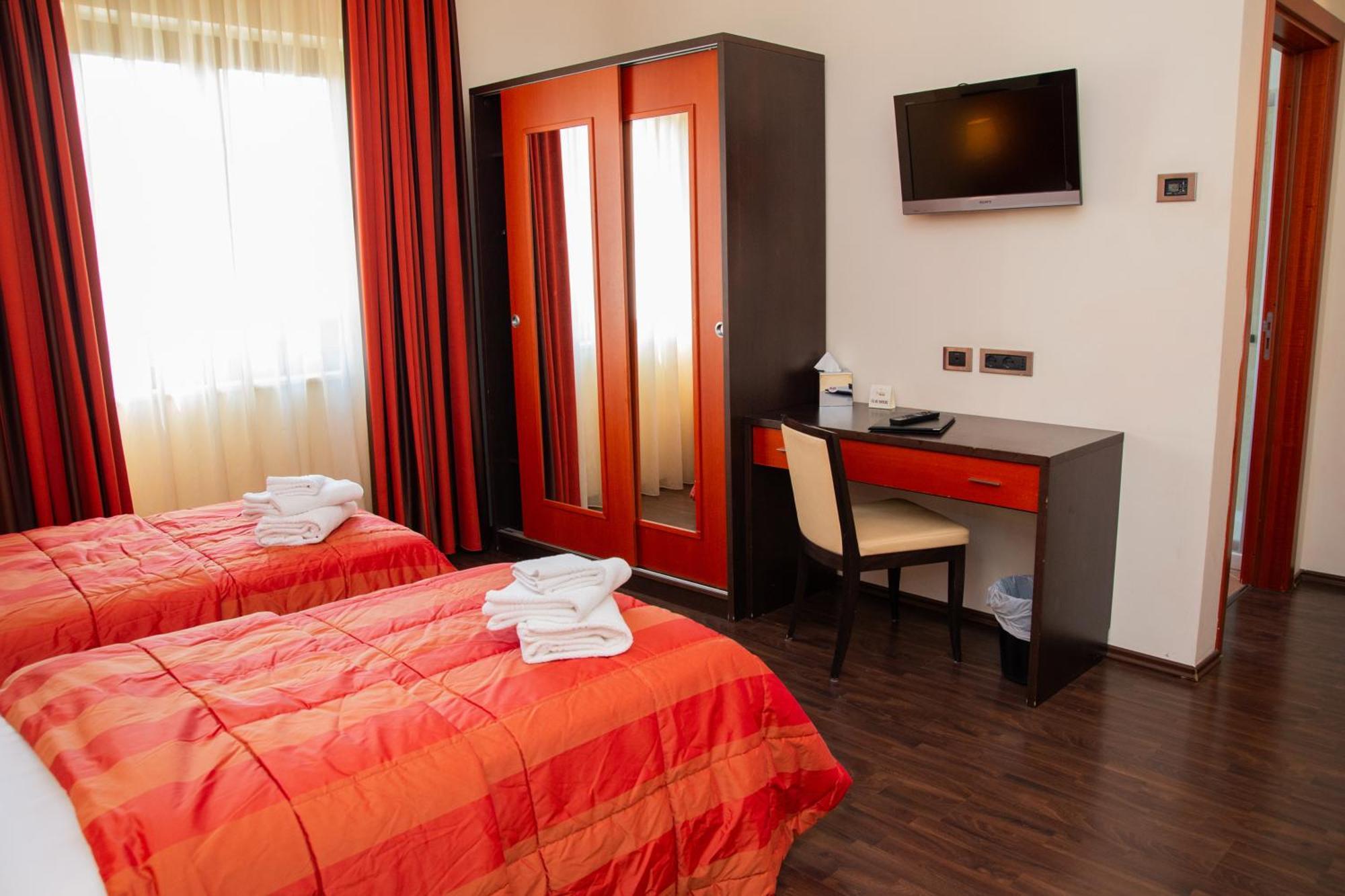 Gullo Hotel Acconia Esterno foto
