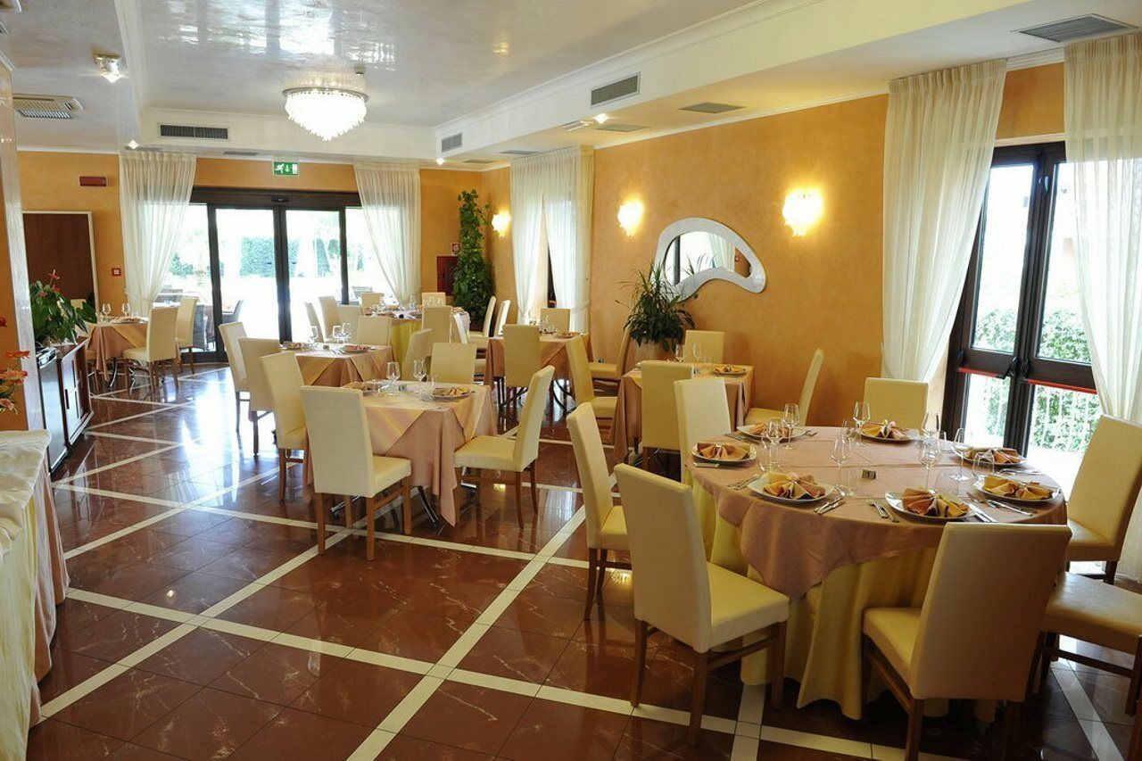 Gullo Hotel Acconia Esterno foto